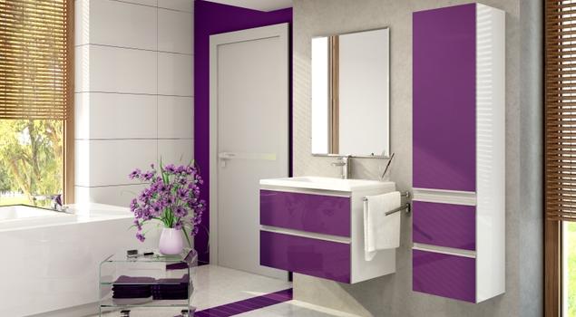 Minimalistyczna aranżacja fioletowej łazienki. Fioletowe meble łazienkowe. Stolkar